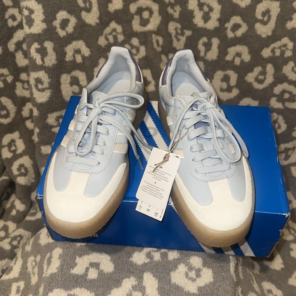 Adidas Women's Sambae Shoes in Halo Blue & Off White 😍 New & Never Worn 😍 - Picture 14 of 17